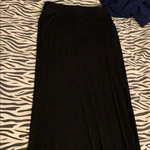 Black long skirt with slit